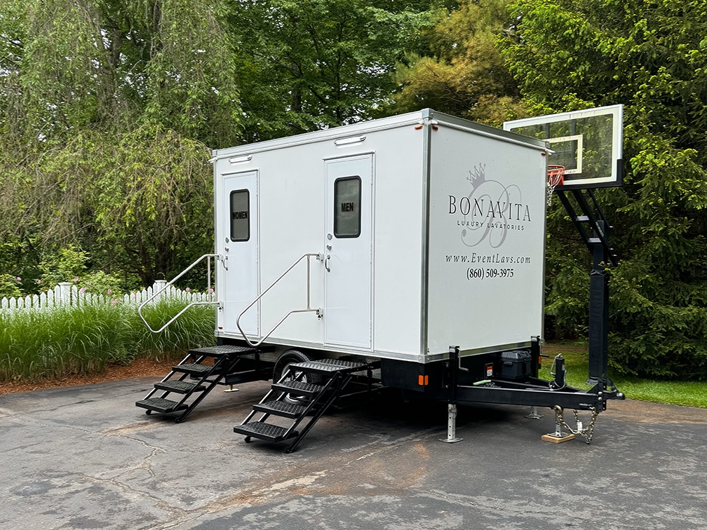 2 Unit Luxury Restroom Trailer